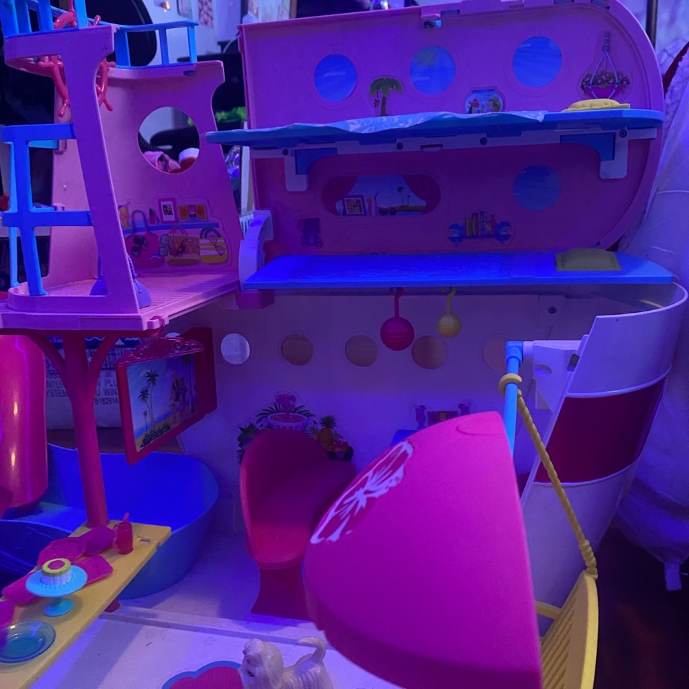 barbie dream boat